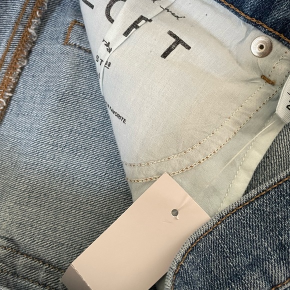 Loft jeans short size 26 - Picture 7 of 9